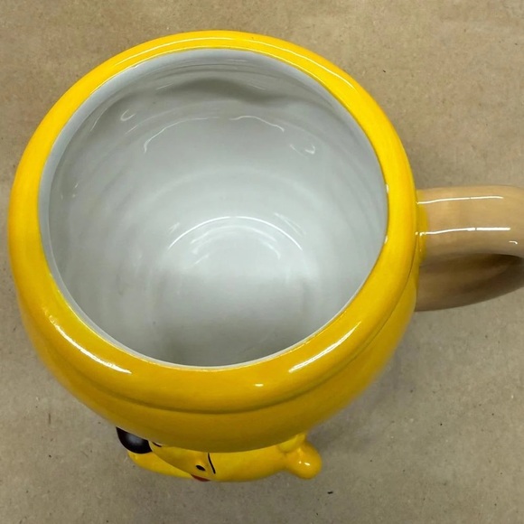 Winnie the Pooh sculpted honey hive  Mug - Picture 5 of 8